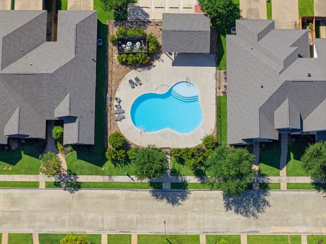 1619 Buena Vista, College Station, TX 77845