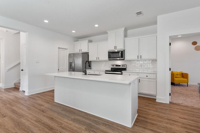 1619 Buena Vista, College Station, TX 77845