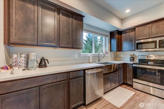 224 Raybird Avenue, Granite Falls, WA 98252