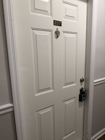 1808 State St Apt 207, Nashville, TN 37203