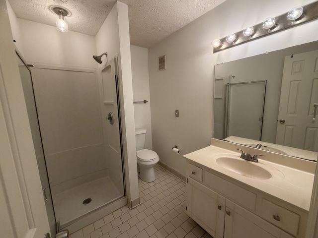 1808 State St Apt 207, Nashville, TN 37203