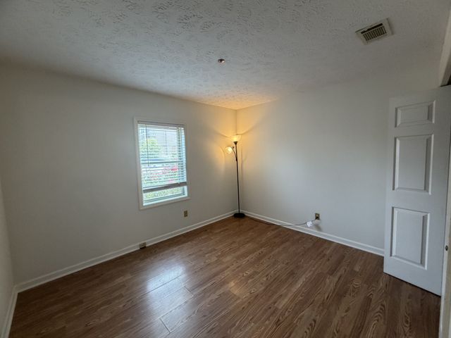 1808 State St Apt 207, Nashville, TN 37203