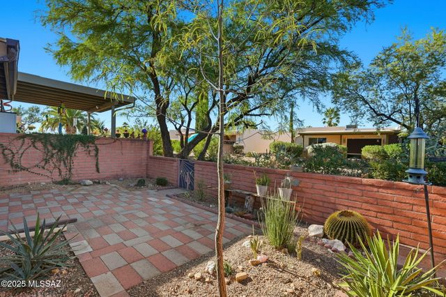 2834 S Calle Mancha, Green Valley, AZ 85622