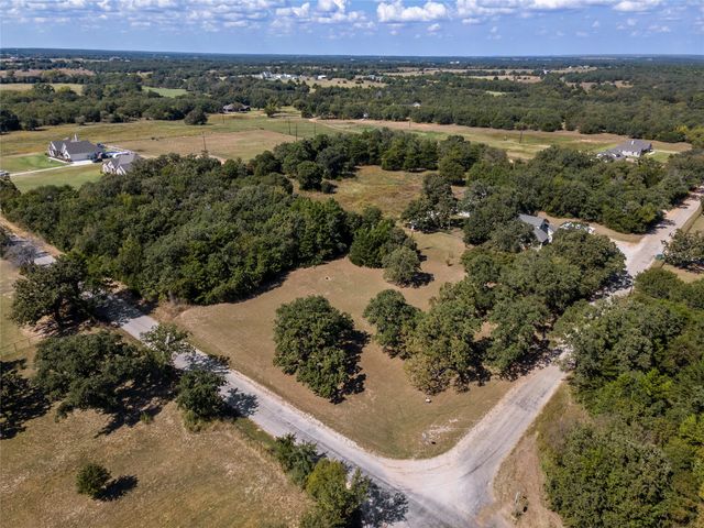 748 County Road 1560, Chico, TX 76431