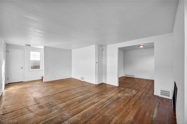 2140 Garfield Boulevard, Lorain, OH 44052