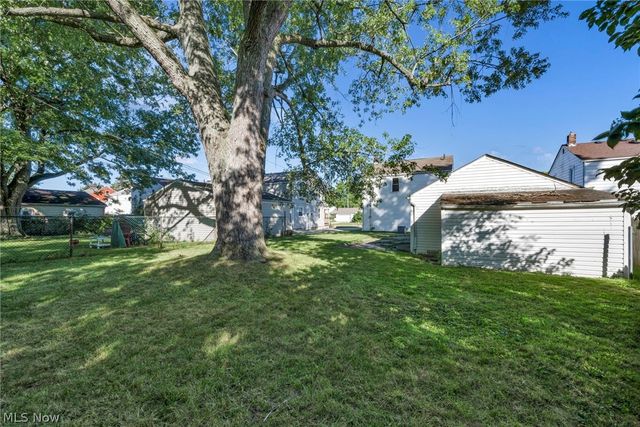 2140 Garfield Boulevard, Lorain, OH 44052