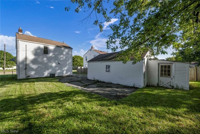 2140 Garfield Boulevard, Lorain, OH 44052