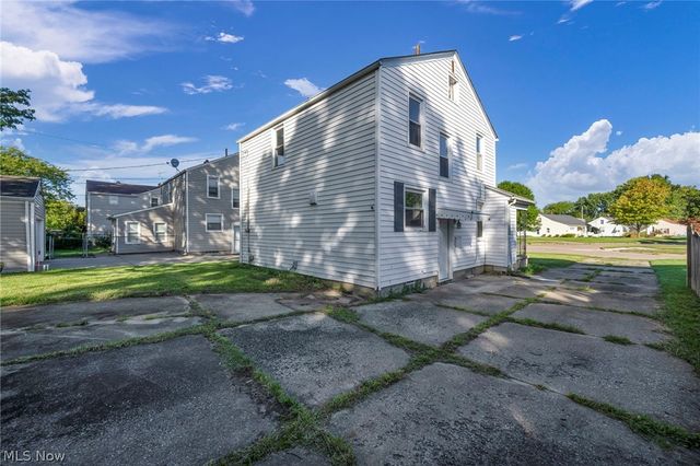 2140 Garfield Boulevard, Lorain, OH 44052