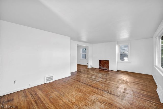 2140 Garfield Boulevard, Lorain, OH 44052