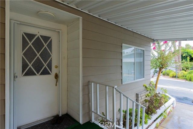 24921 Muirlands 13, Lake Forest (el Toro), CA 92630