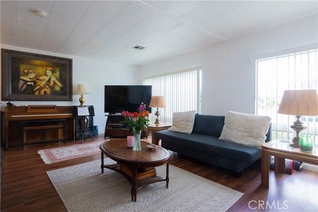 24921 Muirlands 13, Lake Forest (el Toro), CA 92630