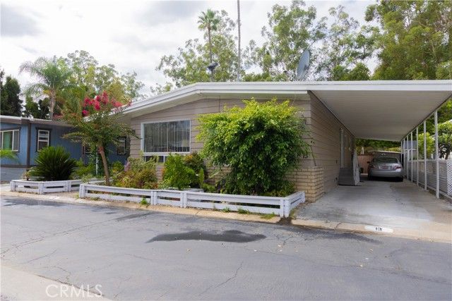 24921 Muirlands 13, Lake Forest (el Toro), CA 92630