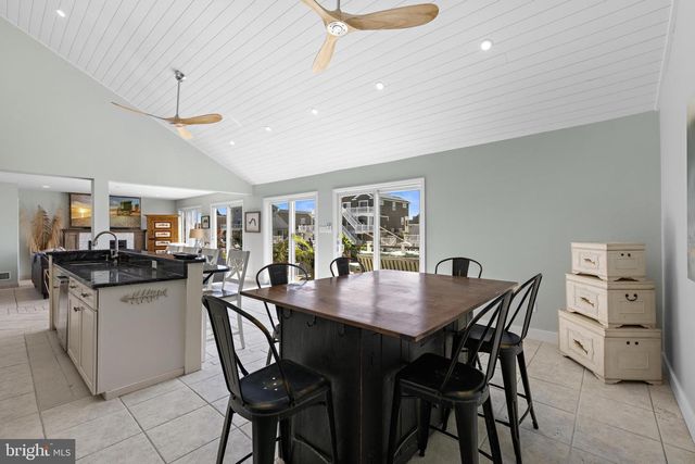 27 DIANE RD, Manahawkin, NJ 08050