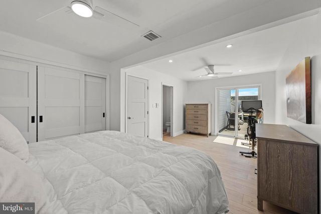 27 DIANE RD, Manahawkin, NJ 08050