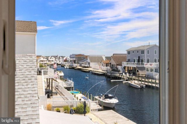 27 DIANE RD, Manahawkin, NJ 08050