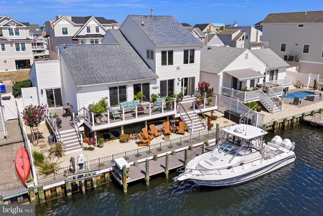 27 DIANE RD, Manahawkin, NJ 08050
