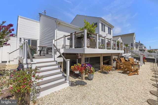27 DIANE RD, Manahawkin, NJ 08050