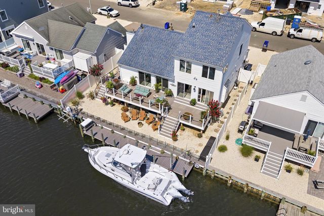 27 DIANE RD, Manahawkin, NJ 08050