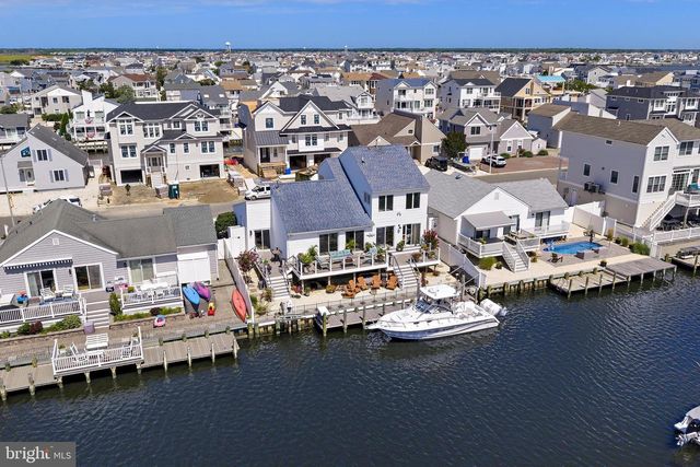 27 DIANE RD, Manahawkin, NJ 08050