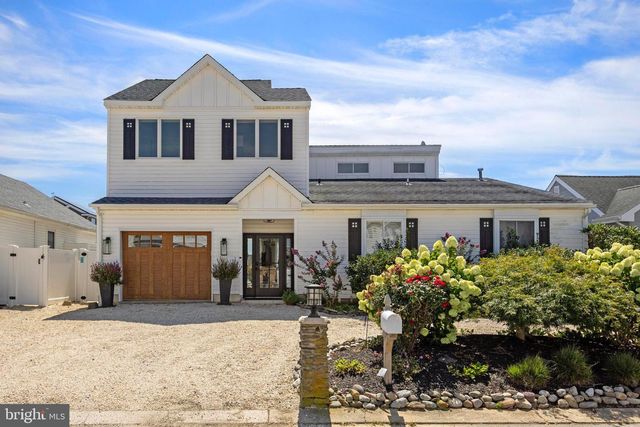 27 DIANE RD, Manahawkin, NJ 08050