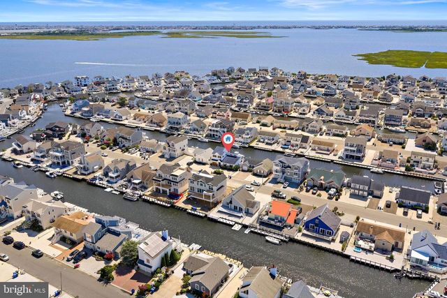 27 DIANE RD, Manahawkin, NJ 08050