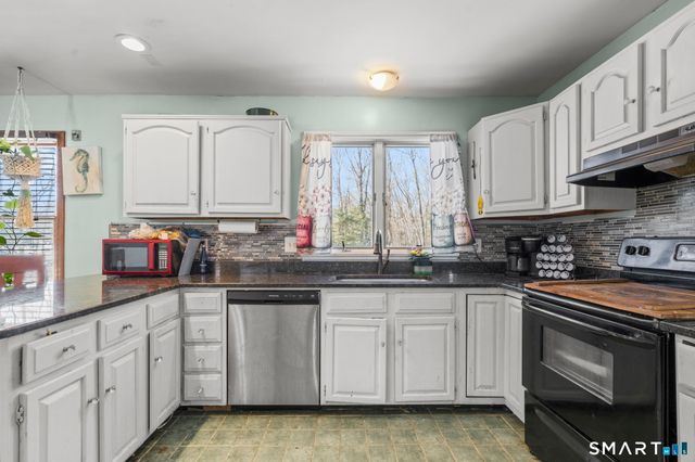 184 Black Hill Road, Plainfield, CT 06374