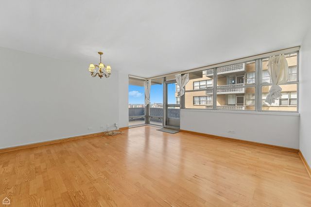 6301 N SHERIDAN Road 18P, Chicago, IL 60660