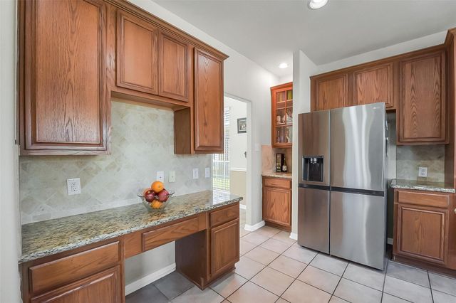 2723 Sterling Fields Drive, Pearland, TX 77584