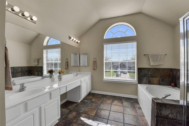 2723 Sterling Fields Drive, Pearland, TX 77584