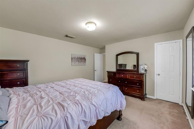 2723 Sterling Fields Drive, Pearland, TX 77584