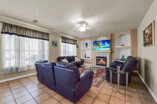 2723 Sterling Fields Drive, Pearland, TX 77584