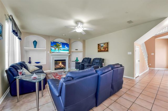 2723 Sterling Fields Drive, Pearland, TX 77584