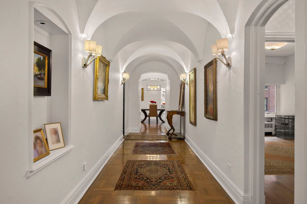 222 E Chestnut Street 5B, Chicago, IL 60611 — photo 3