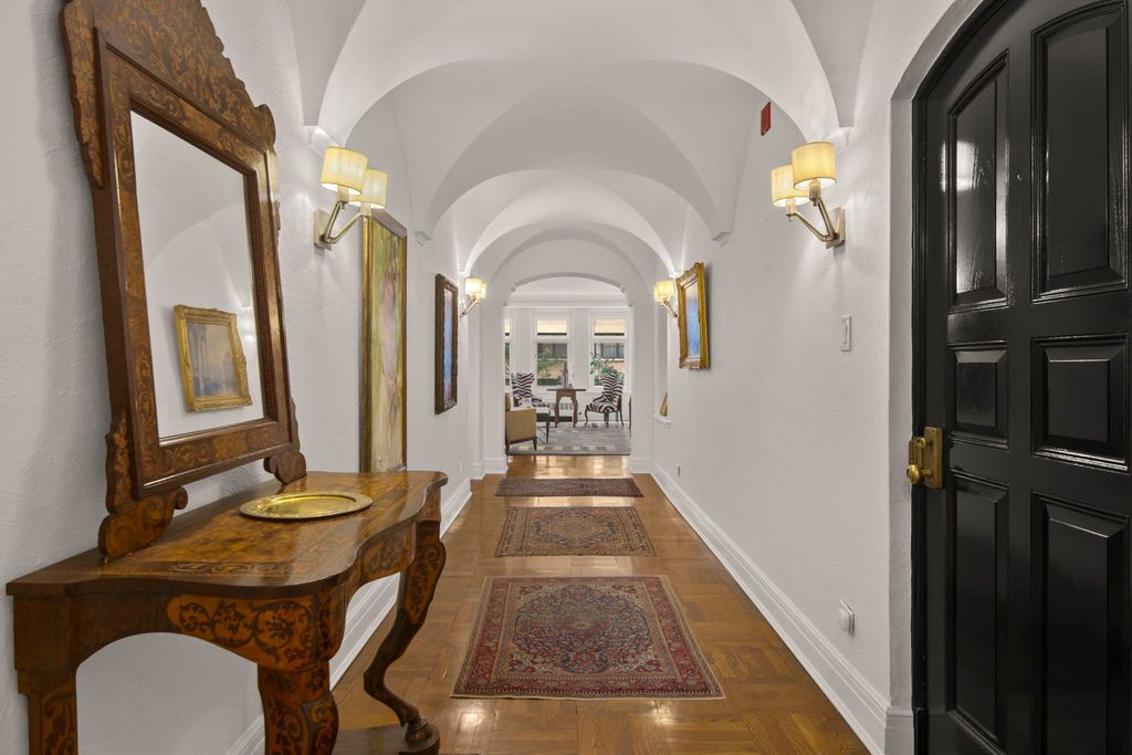 222 E Chestnut Street 5B, Chicago, IL 60611 — photo 4