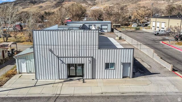 46 S CENTER ST, Elsinore, UT 84724