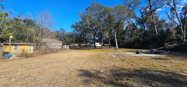 E CLEVELAND STREET, Apopka, FL 32703