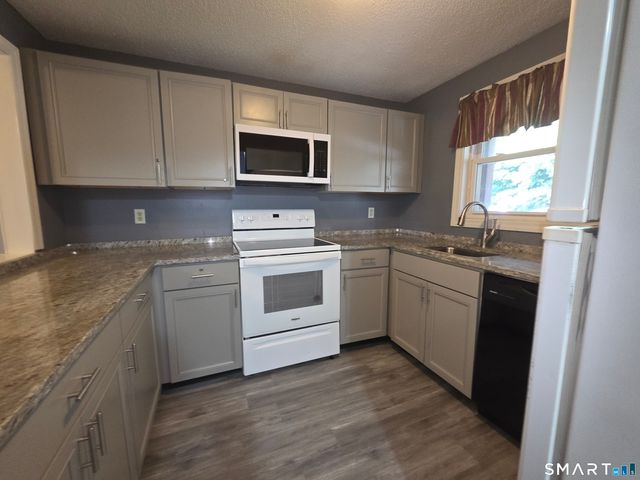 883 Rubber Avenue 2, Naugatuck, CT 06770