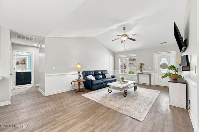 303 Crawford Street, Holly Ridge, NC 28445