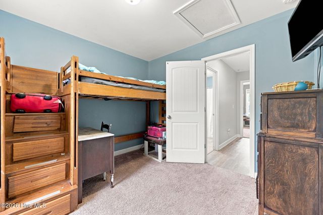 303 Crawford Street, Holly Ridge, NC 28445