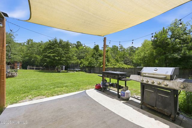 303 Crawford Street, Holly Ridge, NC 28445