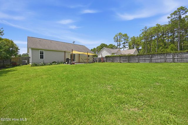 303 Crawford Street, Holly Ridge, NC 28445