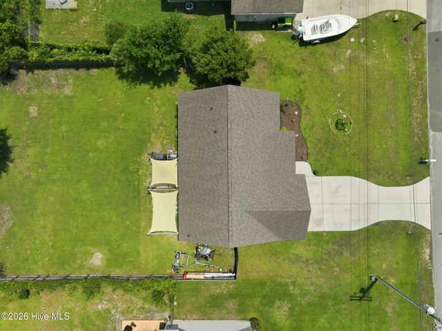 303 Crawford Street, Holly Ridge, NC 28445