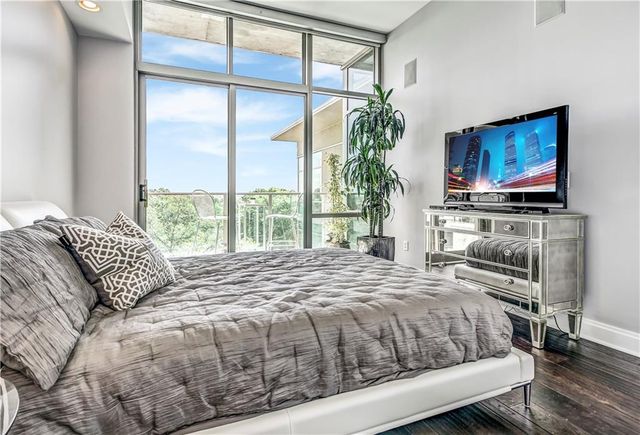 905 Juniper Street NE 802, Atlanta, GA 30309