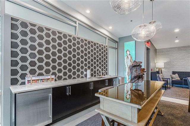 905 Juniper Street NE 802, Atlanta, GA 30309