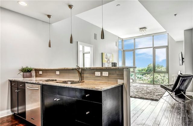 905 Juniper Street NE 802, Atlanta, GA 30309