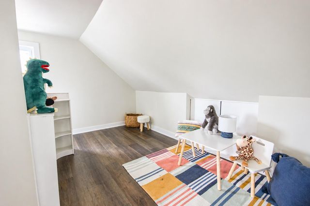 6824 Schneider Avenue, Hammond, IN 46323