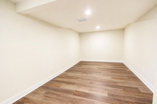 6824 Schneider Avenue, Hammond, IN 46323