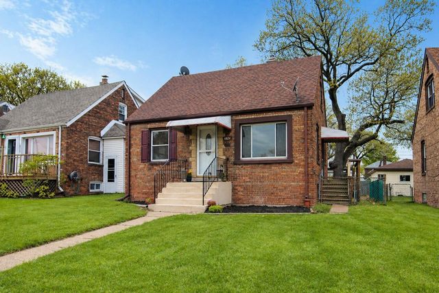 6824 Schneider Avenue, Hammond, IN 46323