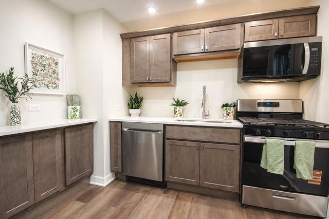 6824 Schneider Avenue, Hammond, IN 46323