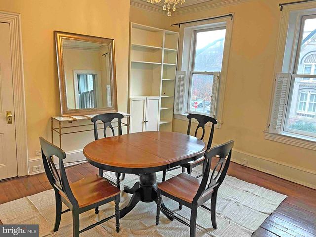 220 3RD ST SE, Washington, DC 20003